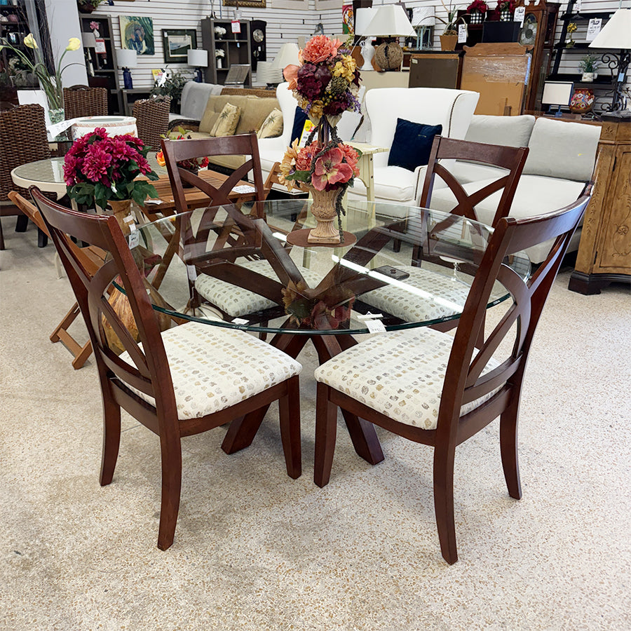 Dining/4 chairs, glass top, wood base