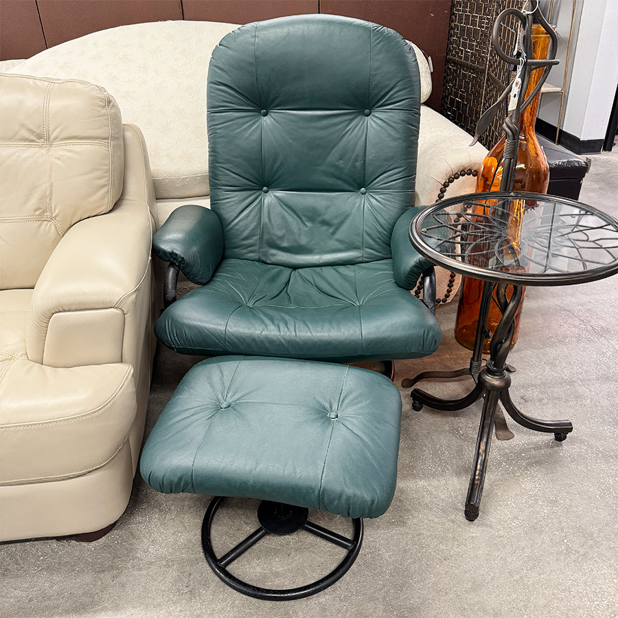 Chair- green leather w/ ottoman, Stressless style