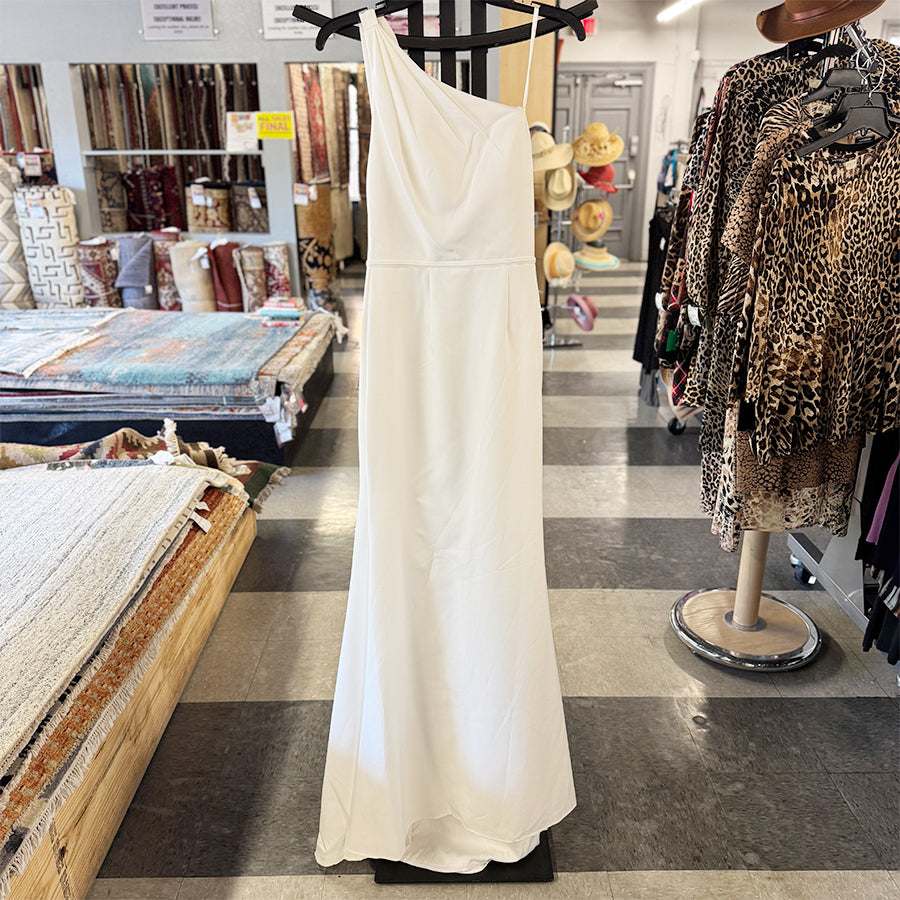 IEENA for  Mac Duggal Dress evening white one shoulder new