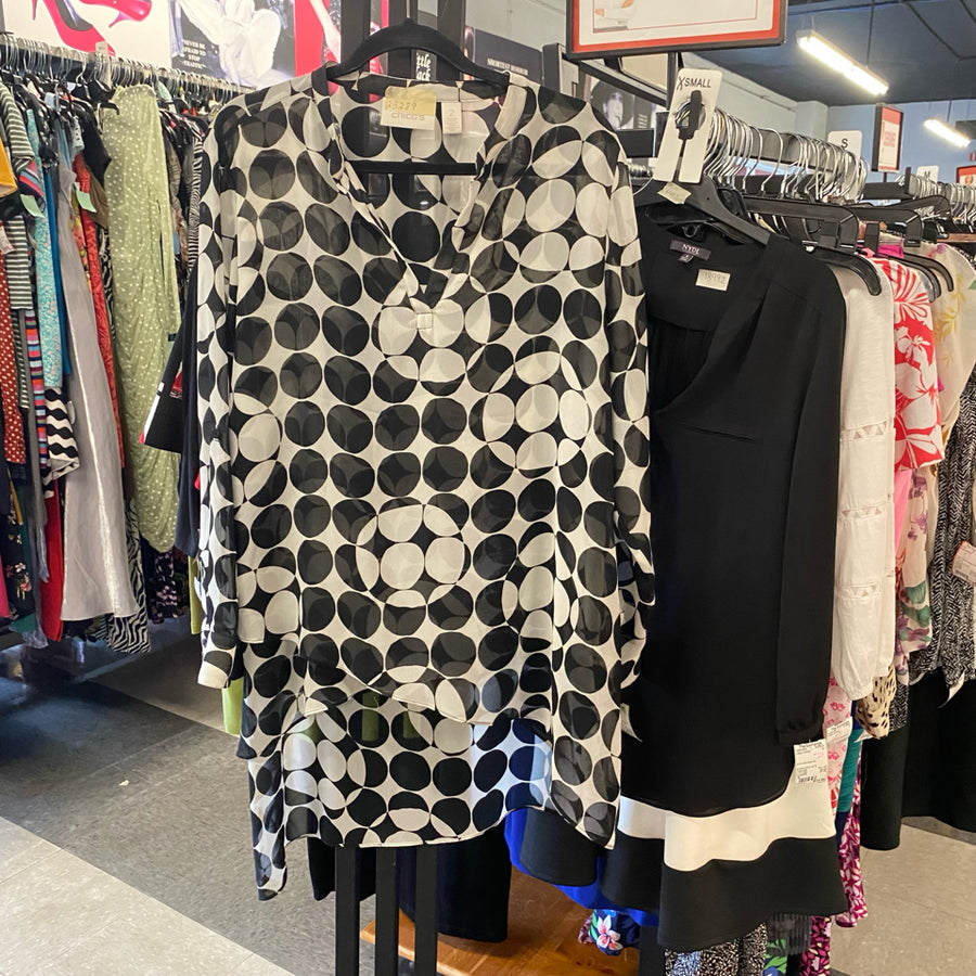 Chicos tunic black white circles l/s