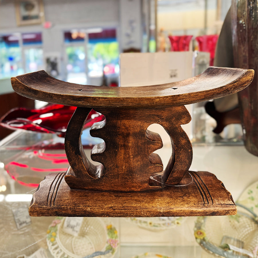 Vntg Wood Hand carved Chana
