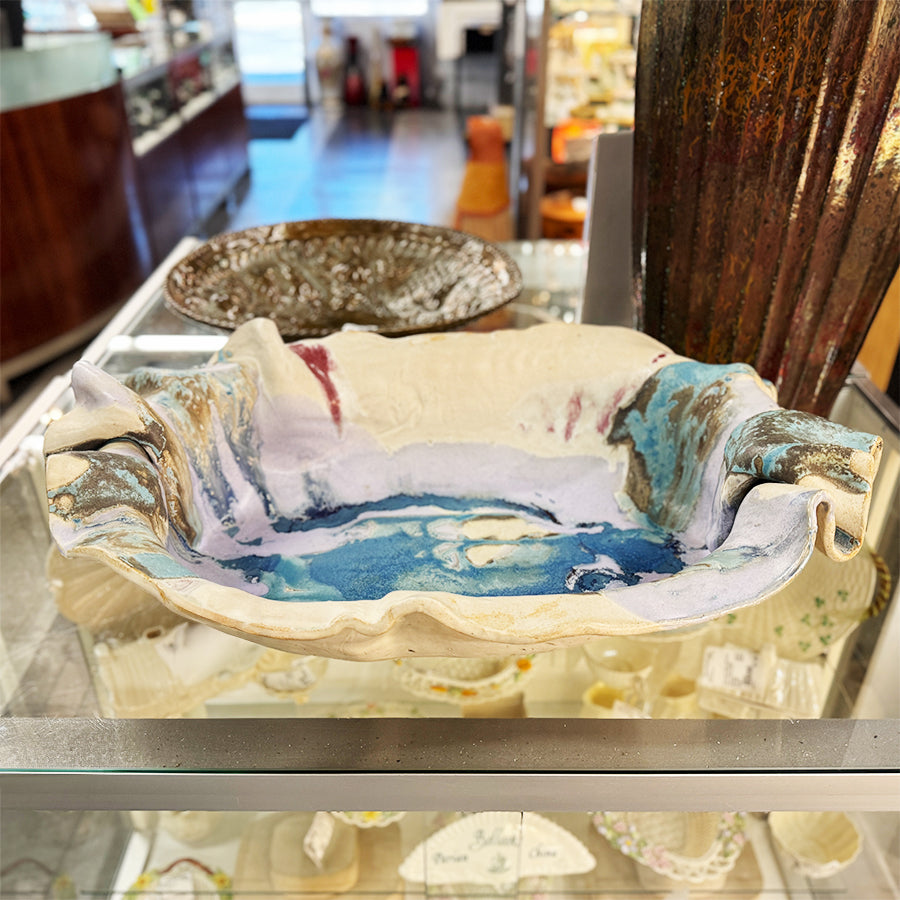 Jean Card Oval/Ruffled Pottery Centerpiece Bowl