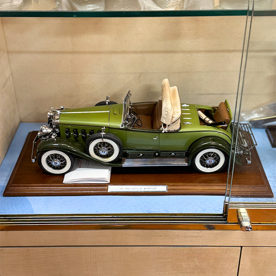 1:12 Scale 1930 Cadillac V16 Roadster