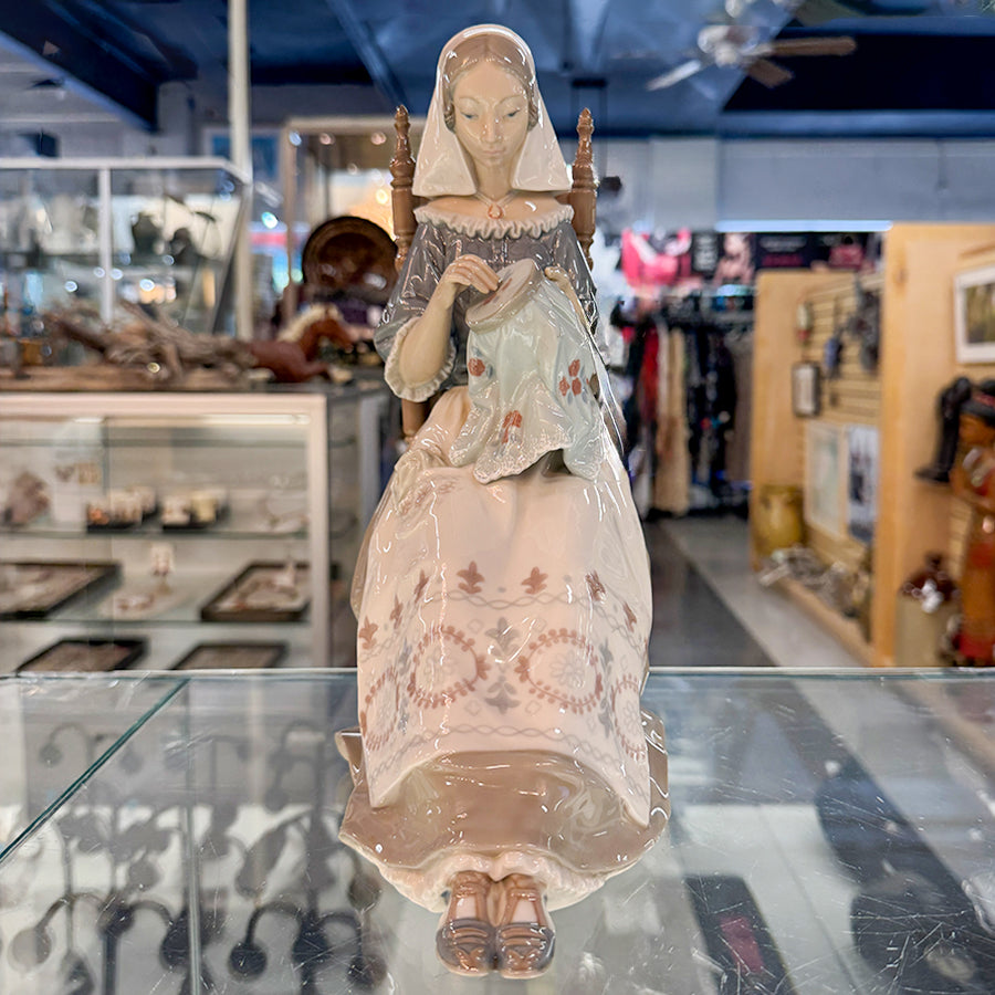 Lladro Woman Bordadora #4865 Emboiderer