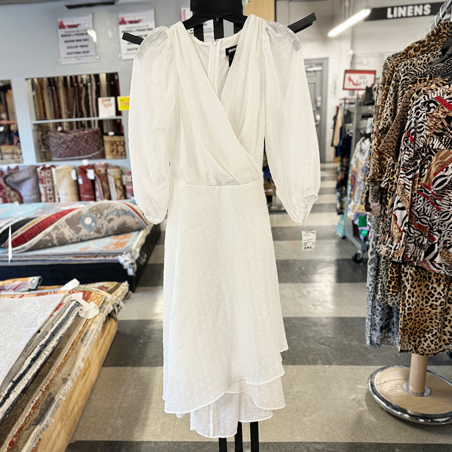 DKNY dress/belt white
