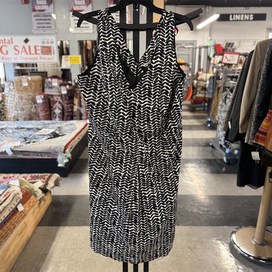 East of 5th dress black white print
