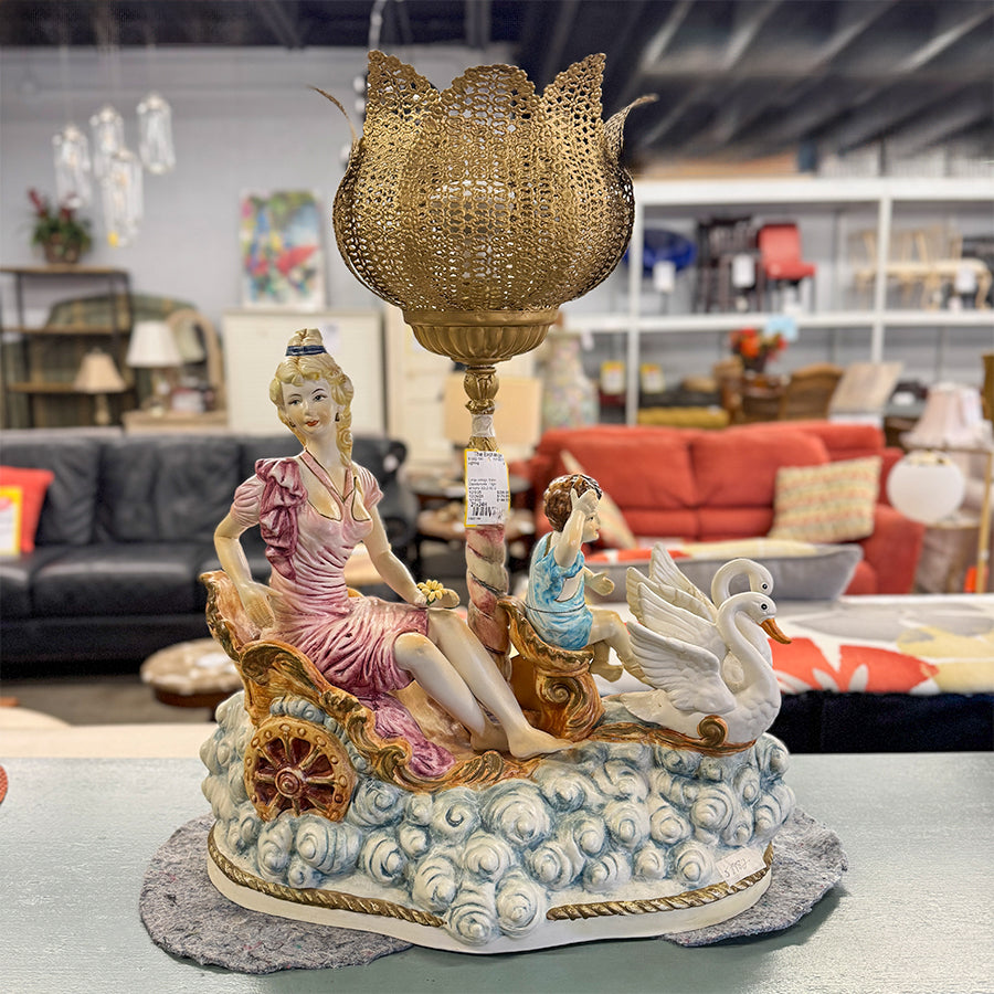 Lamp- vintage, Italian Capodemonte, 1 light