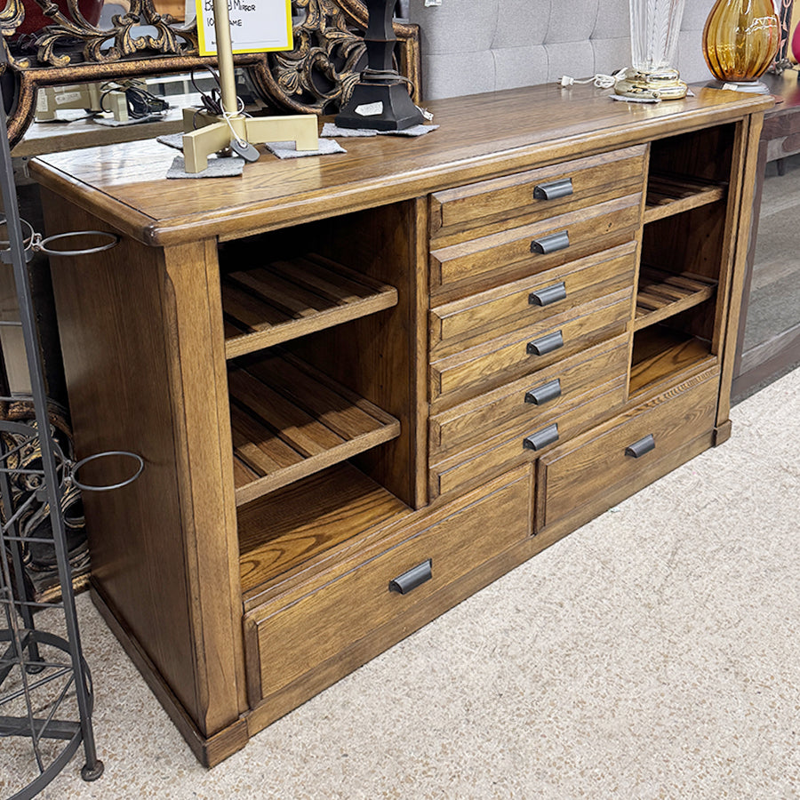 Server/Cabinet - Wood, 8 - Drawers