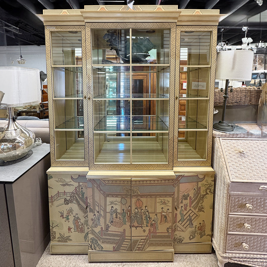 China cabinet/Asiann, cream, lights