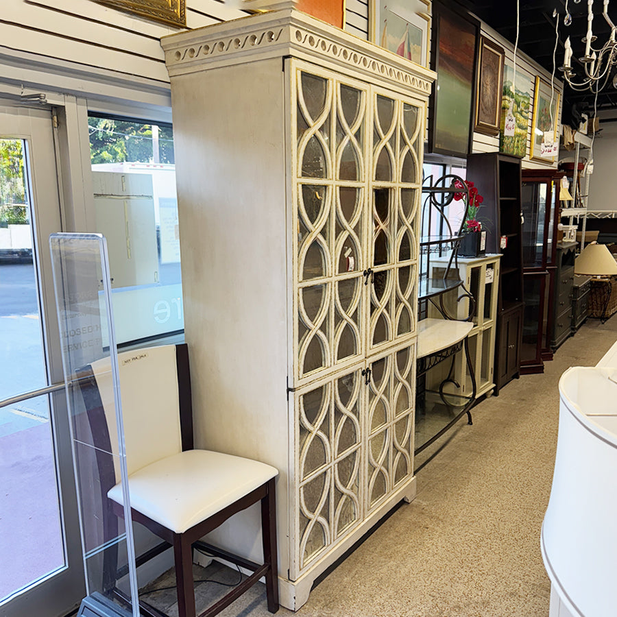 cabinet mirrored front ivory 4 cabs AS IS