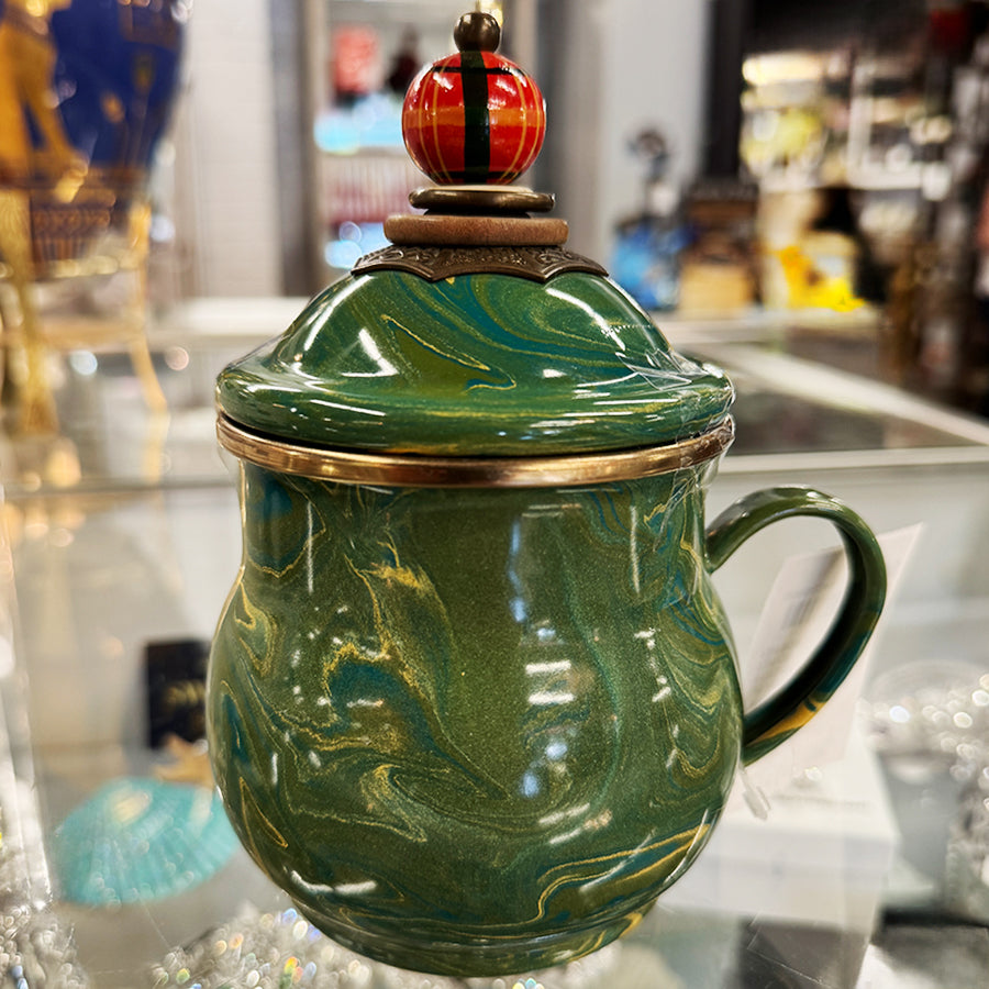 Mug w. Lid / Victoria and Richard / Enamel