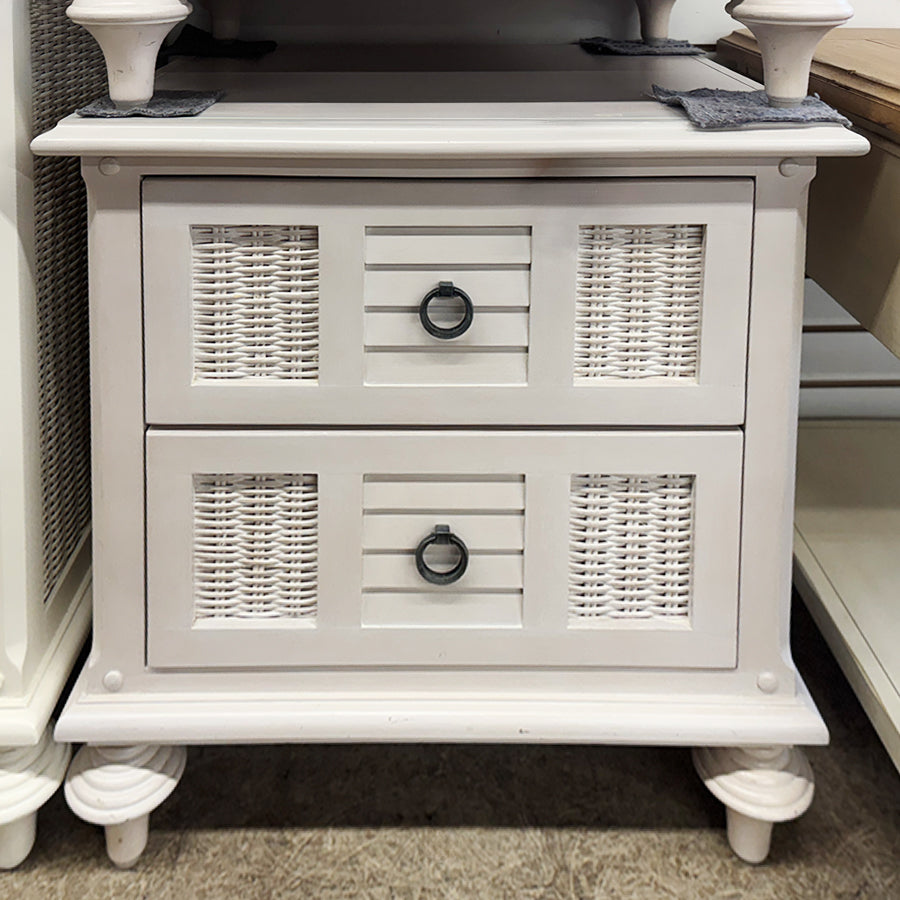 Nightstand Coastal Cloud Grey Wicker 2dr